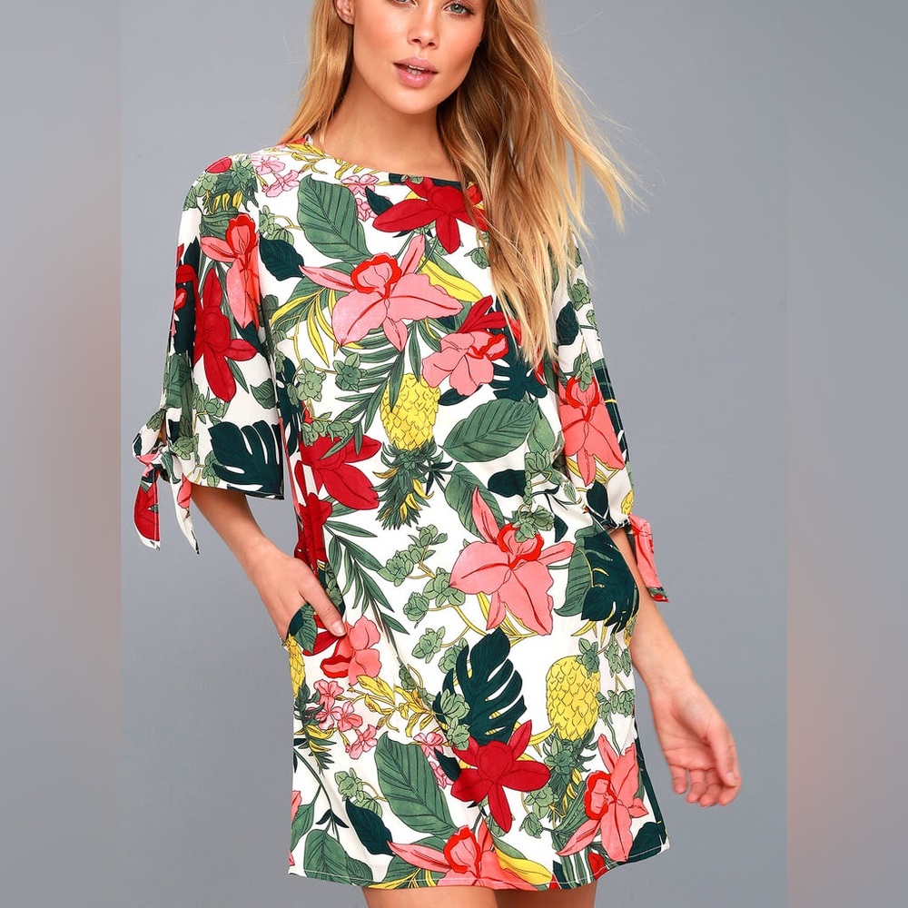 Lulu’s Lucia Tropical Print Shift Dress Small Colorfull summer 3/4 Sleeves